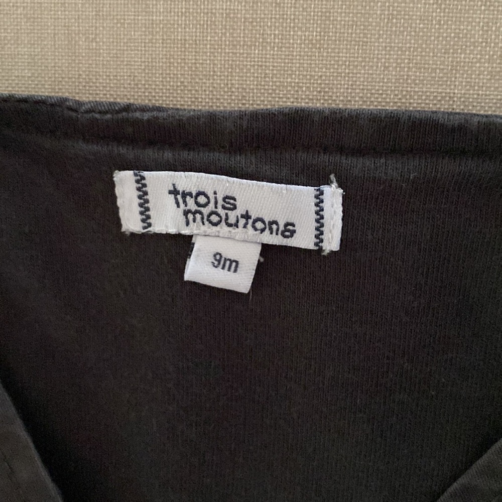 Trois Moutons Gray V-Neck Vest 9 Months - Picture 6 of 9